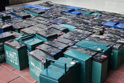 东城瓦尔塔废铅酸电池回收-山特磷酸电池回收